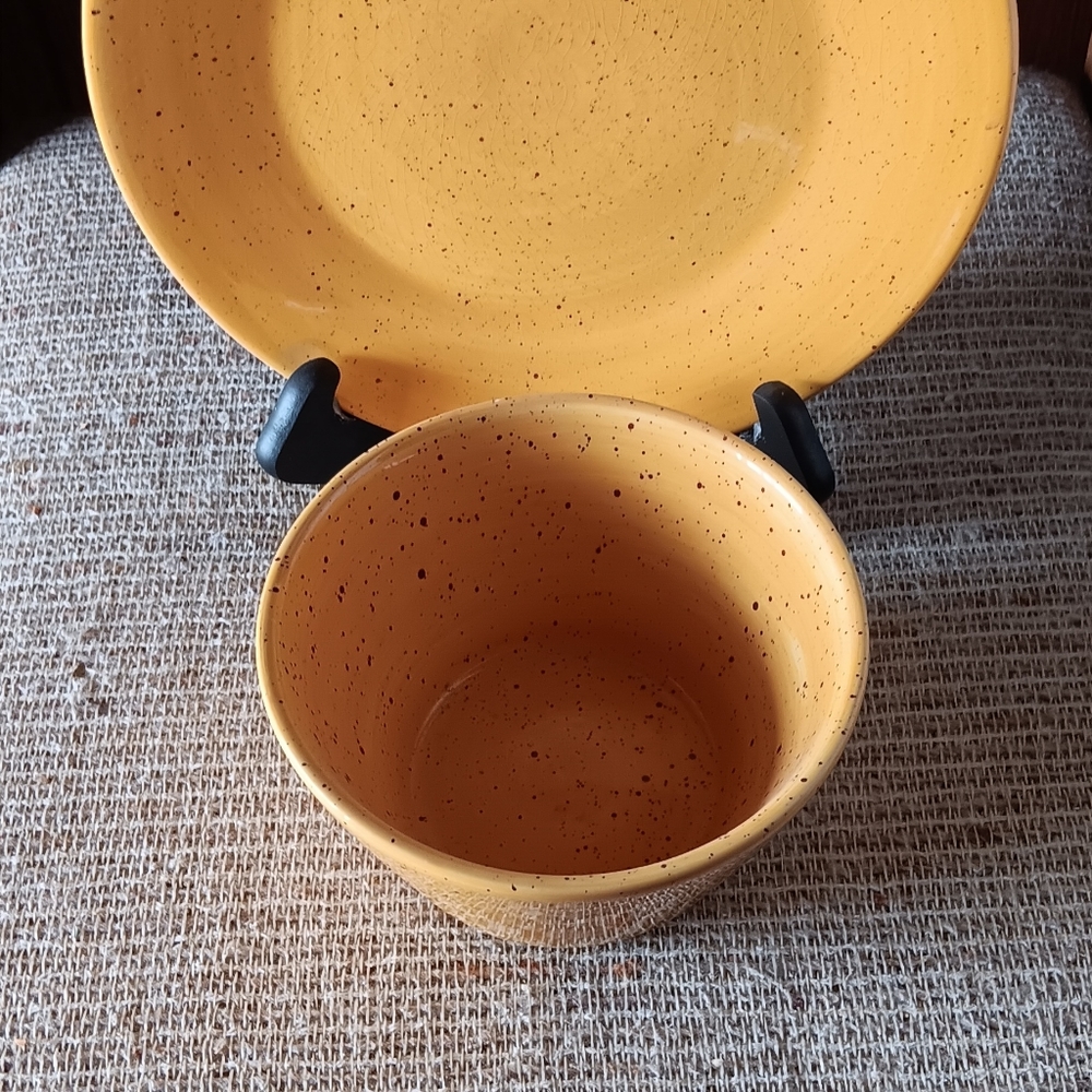 VINTAGE FALTZGRAFF GOLD NUANCE SALAD PLATE AND BOWL.